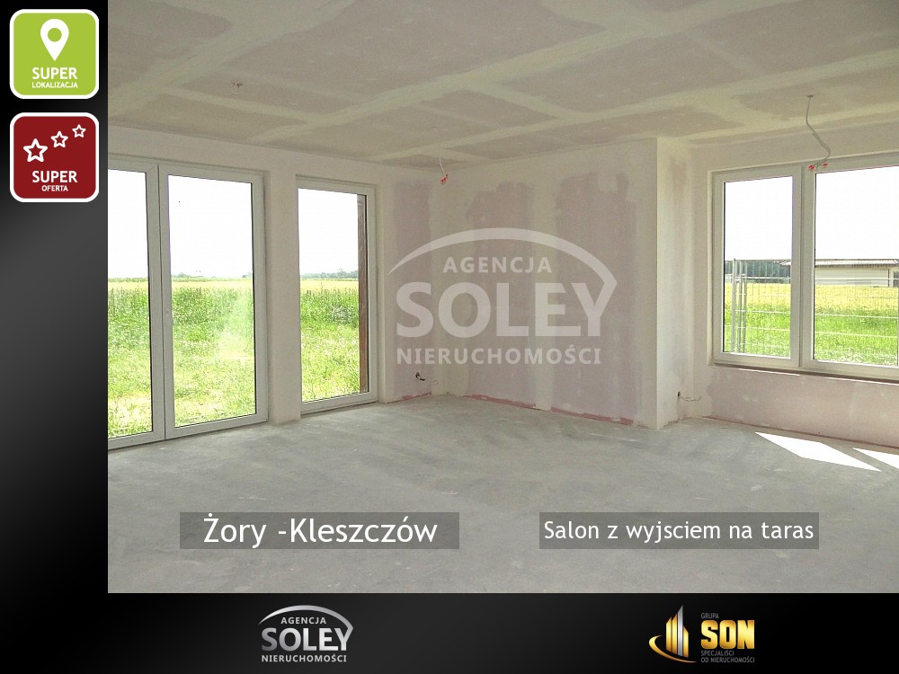 Nieruchomości: Salon z wyjsciem na taras